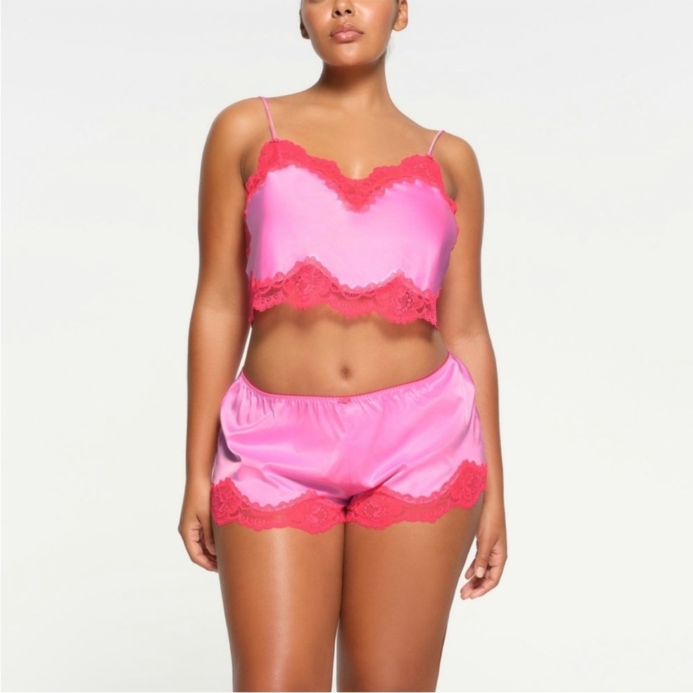 Skims tank